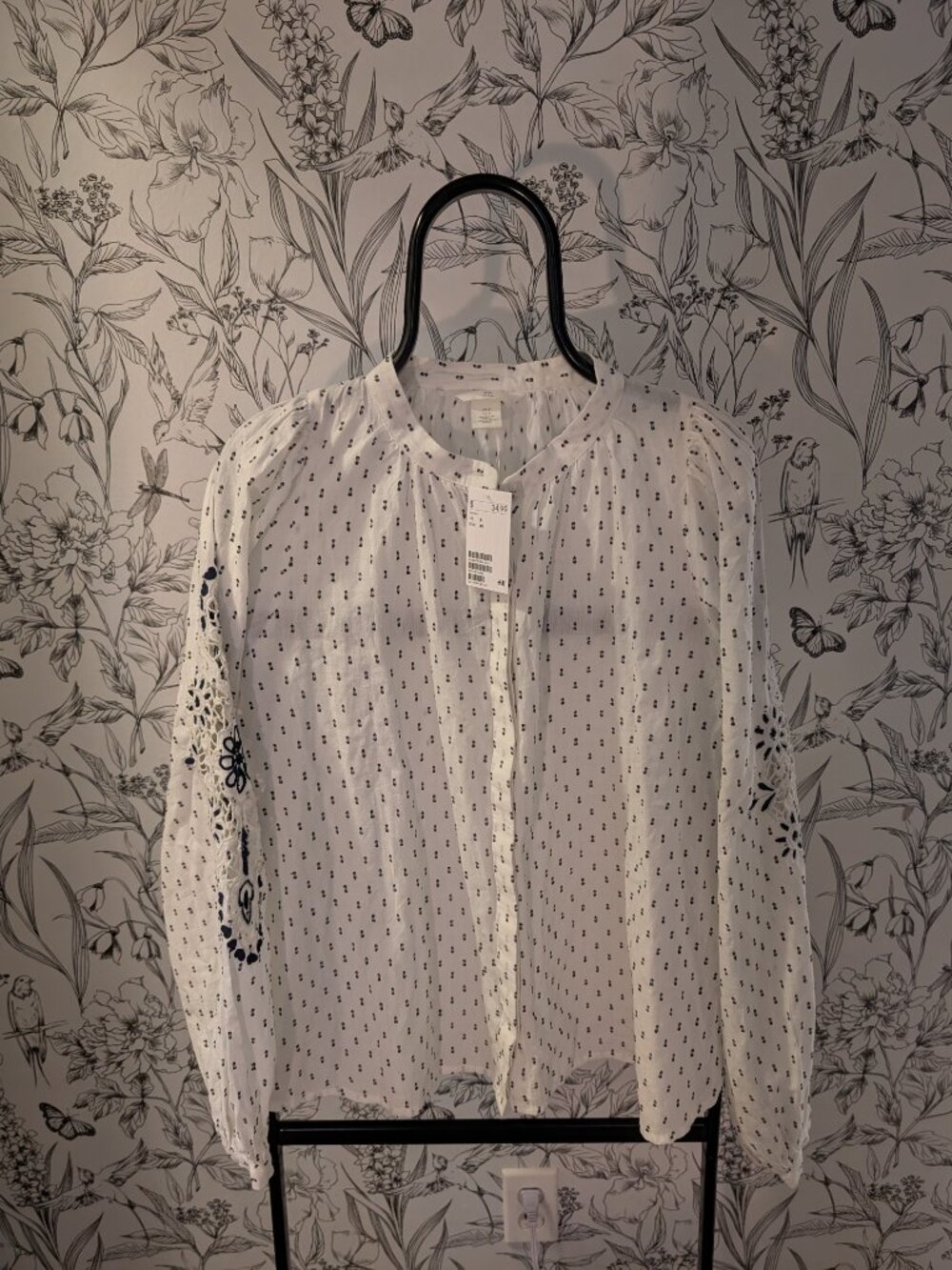H&M Embroidered Blouse | NWT | Size 8 | Lace Sleeve Detail